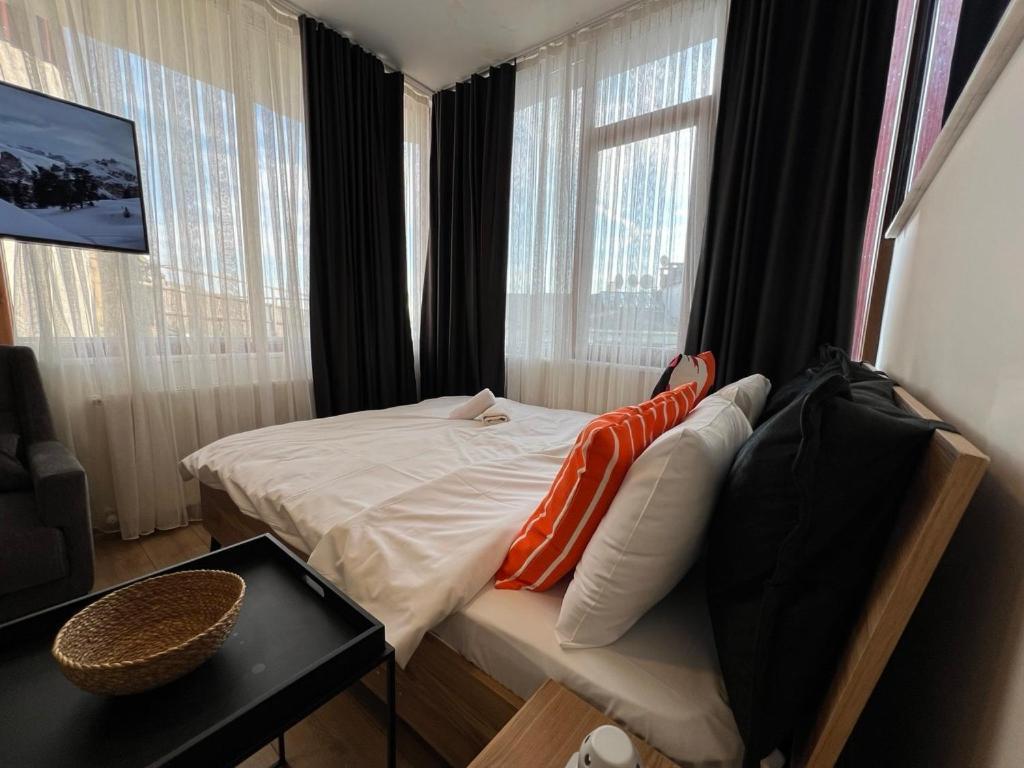 Roj Suite Istanbul Bagian luar foto