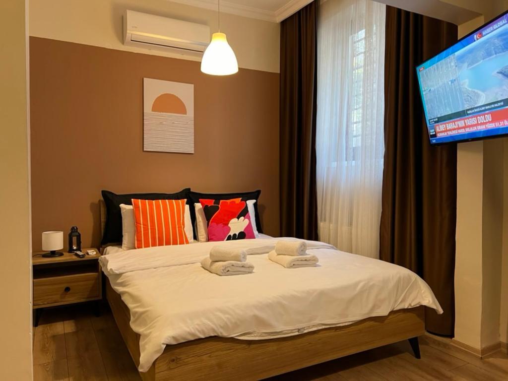 Roj Suite Istanbul Bagian luar foto